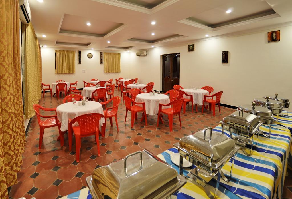 Royal Club Hotel Chennai Luaran gambar